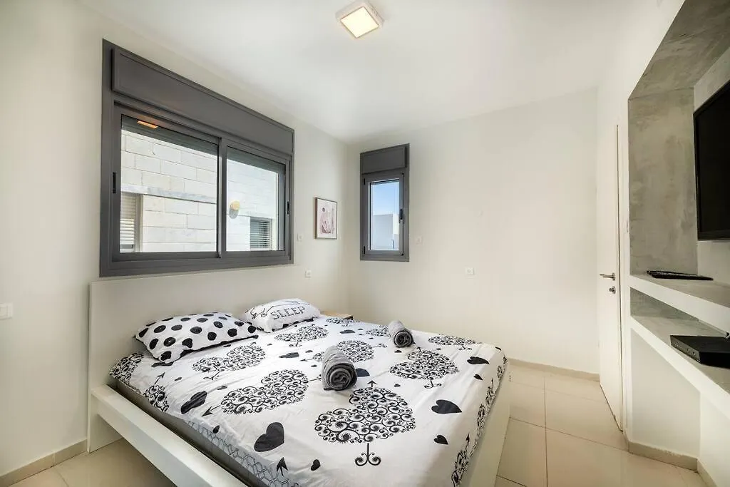 אילת Pool Side Luxury Suite At Royal Park-New Listing 0*,  ישראל