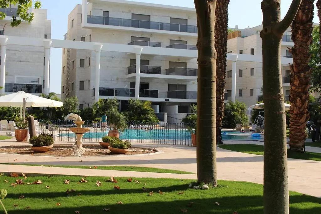 דירה אילת Pool Side Luxury Suite At Royal Park-New Listing